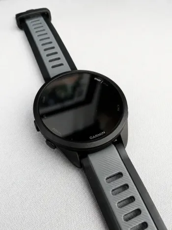 Used Garmin Forerunner 165 Electronics