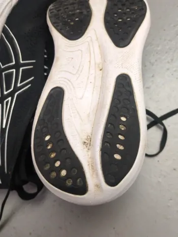 Used Asics Nimbus 25 bike — image 9 of 9