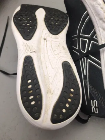 Used Asics Nimbus 25 bike — image 8 of 9