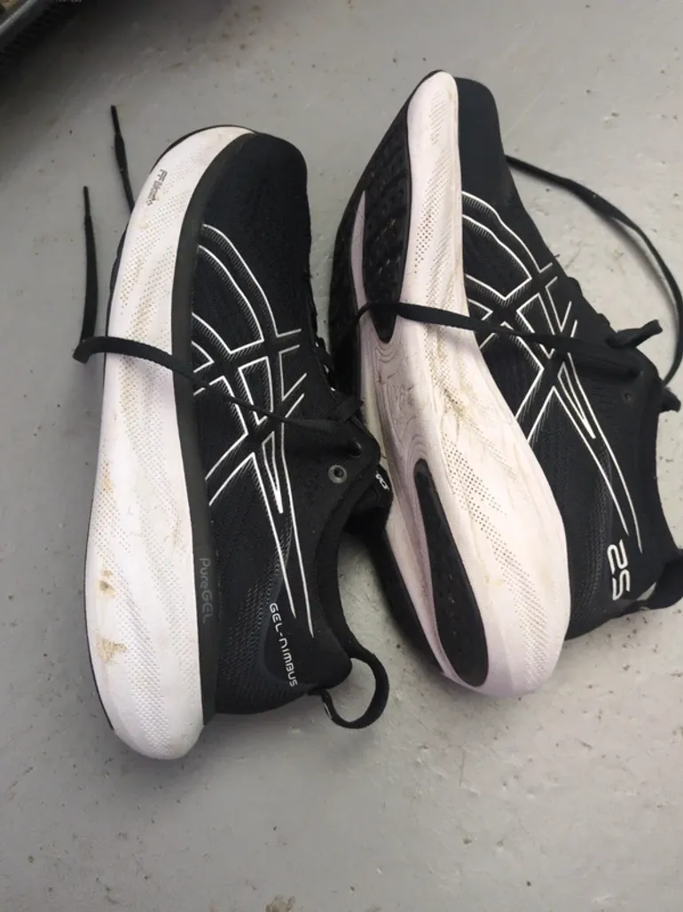 Used Asics Nimbus 25 bike — image 3 of 9