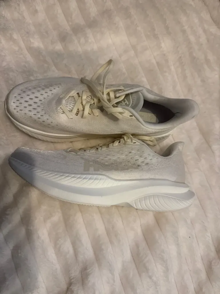 Käytetty Hoka Laufschuhe bike — kuva 3 / 3