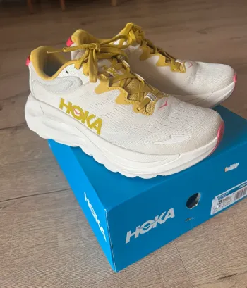 Used Hoka Gaviota 6 Running Shoes