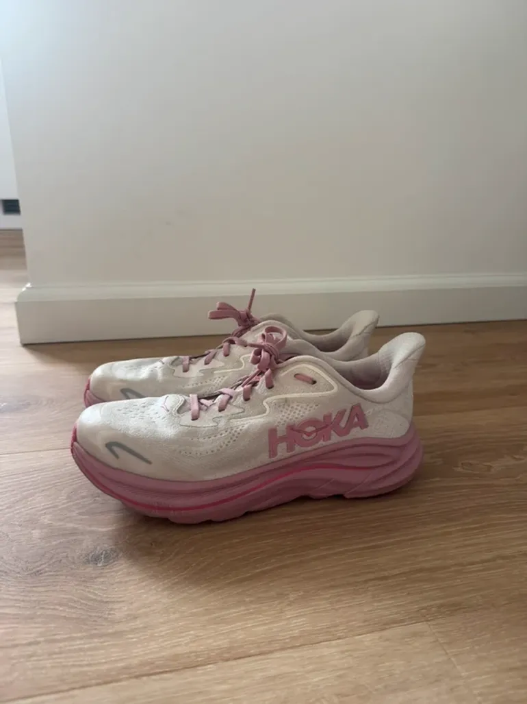 Used Hoka Clifton 10 bike — image 2 of 10