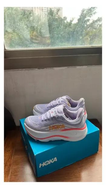 Tweedehands Hoka Bondi 9 Running Shoes