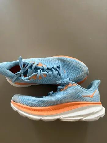 Used Hoka hardloopschoenen bike — image 4 of 6