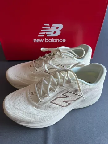 Used New Balance Laufschuhe weiß Running Shoes