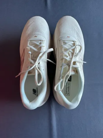 Used New Balance Laufschuhe weiß bike — image 2 of 8