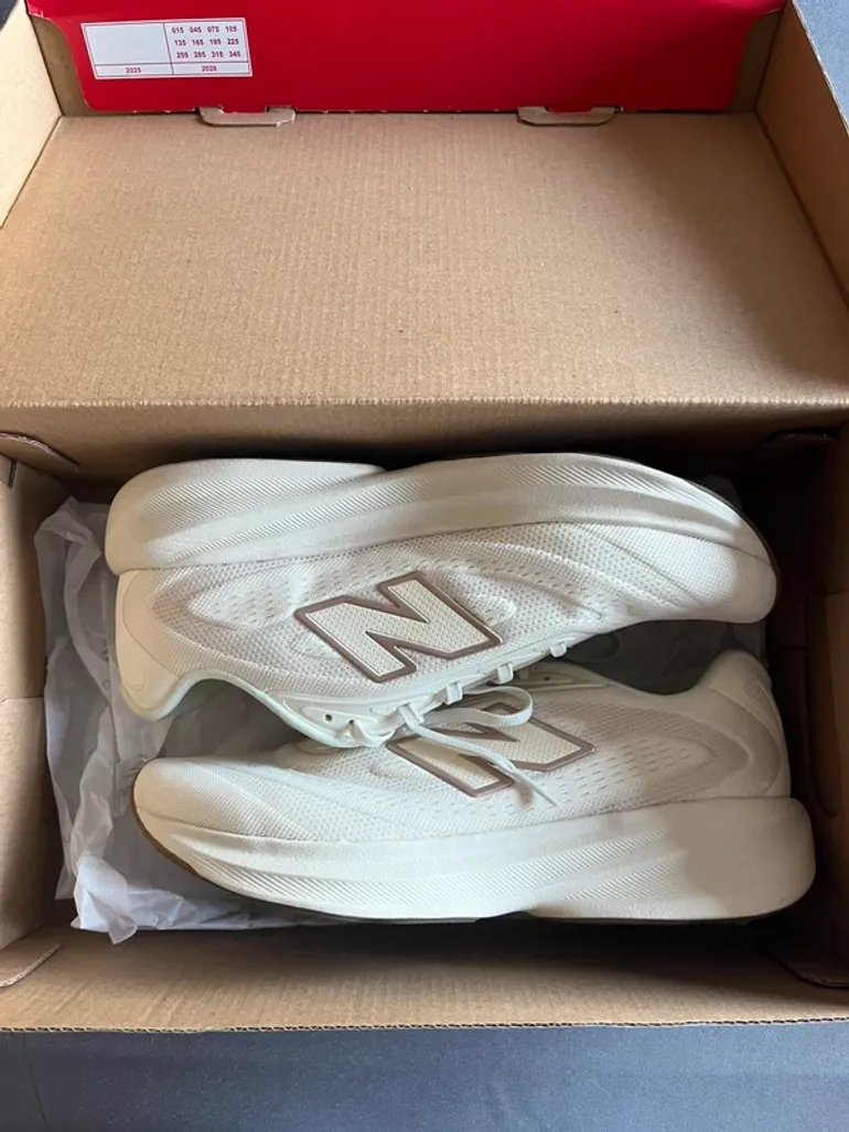Used New Balance Laufschuhe weiß bike — image 8 of 8