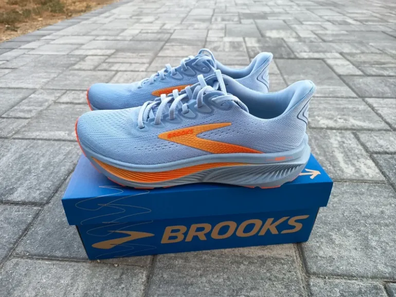 Used Brooks Ghost 17 bike — image 4 of 4