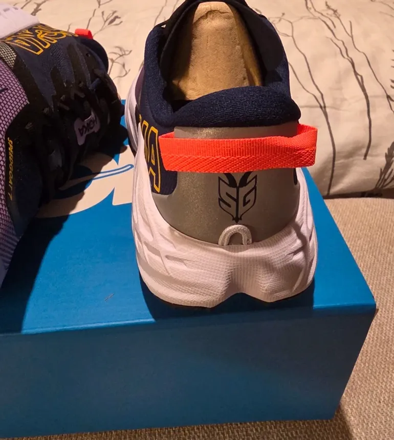 Used Hoka sneakers bike — image 9 of 12