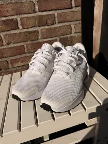 Nike Sneakers Running Shoes usato