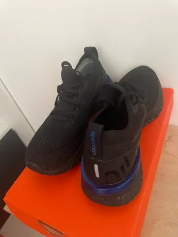 Tweedehands Nike Epic React Flyknit 1 bike — afbeelding 2 van 3