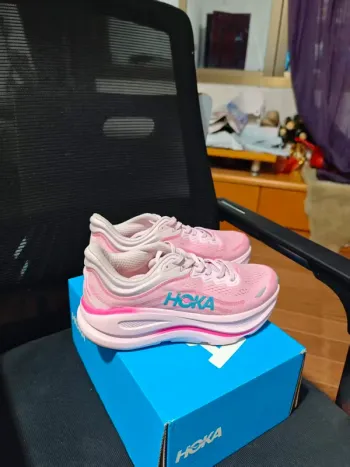 Used Hoka Bondi 9 Running Shoes