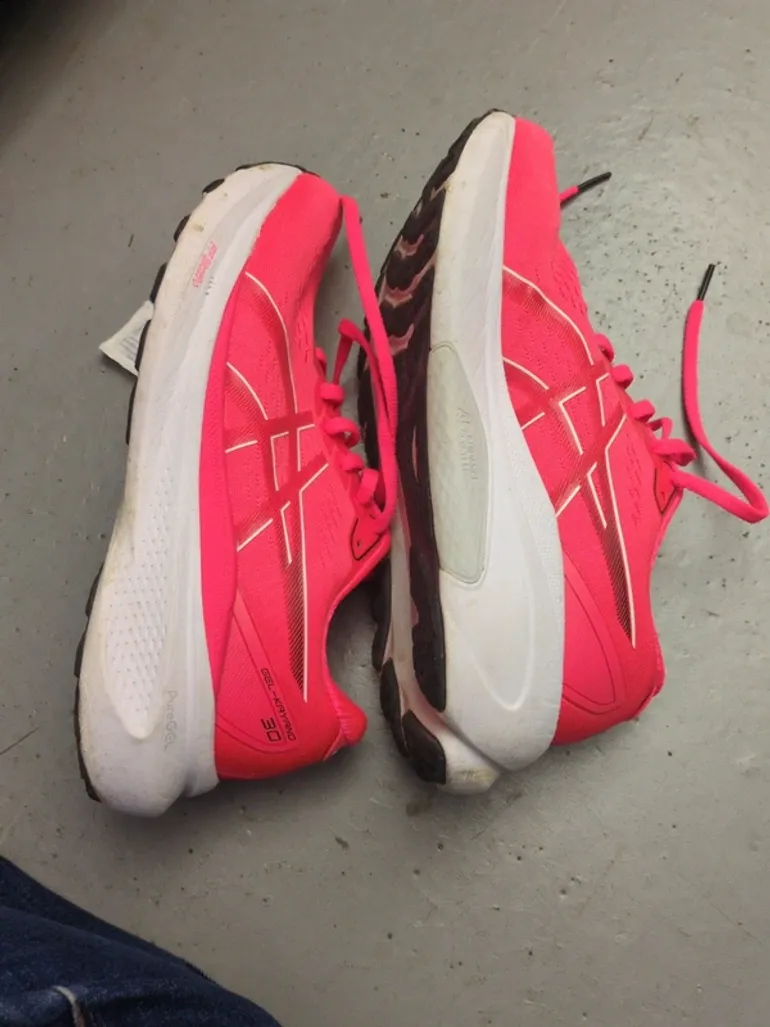 Used Asics Gel-Kayano 30 bike — image 3 of 6
