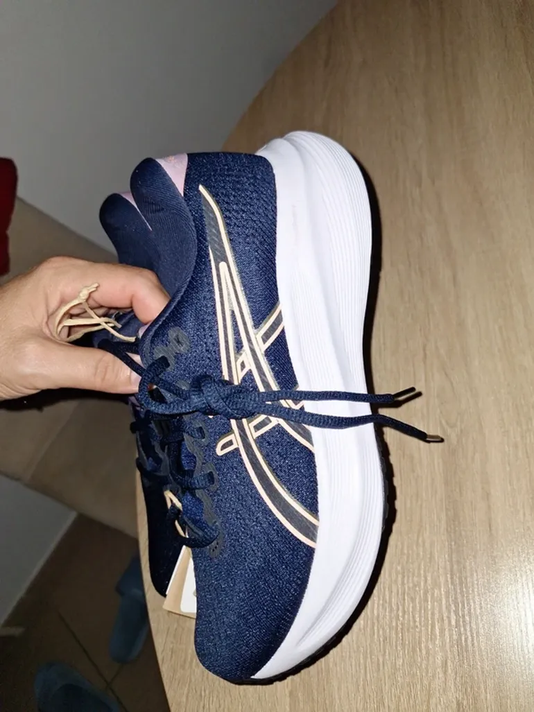 Used Asics excite 11 bike — image 6 of 7