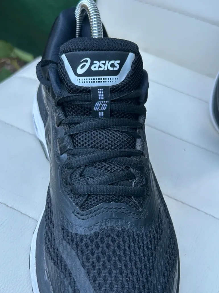 Used Asics GT-2000 bike — image 10 of 12