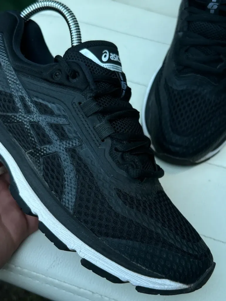 Used Asics GT-2000 bike — image 12 of 12