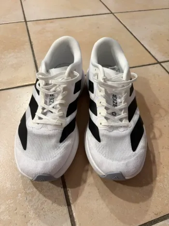 Käytetty Adidas Adizero Running Shoes
