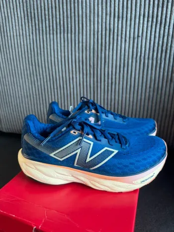 New Balance Running Shoes bike usato — immagine 4 di 10