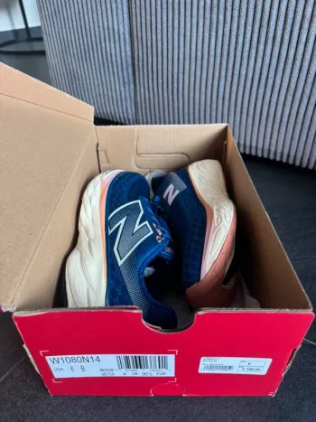 New Balance Running Shoes bike usato — immagine 9 di 10
