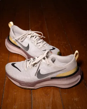 Used White ZoomX Invincible Run 3 Running Shoes