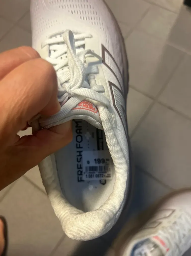 Used New Balance Fresh Foam bike — image 5 of 7