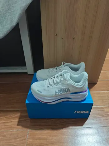 Hoka Bondi 9 Running Shoes usato