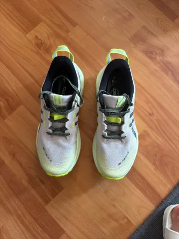 Gebrauchtes Ideal GEL-Trabuco 12 Running Shoes