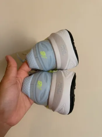Used New Balance Fresh Foam X More v6 bike — image 8 of 11