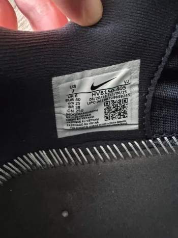 Used Nike Zoom Vomero 18 bike — image 4 of 4