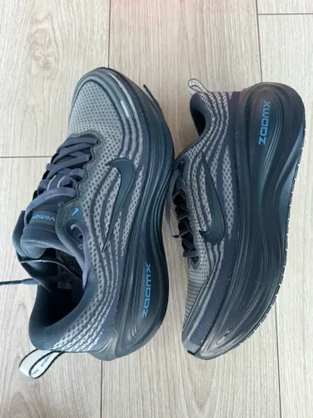 Used Nike Zoom Vomero 18 Running Shoes