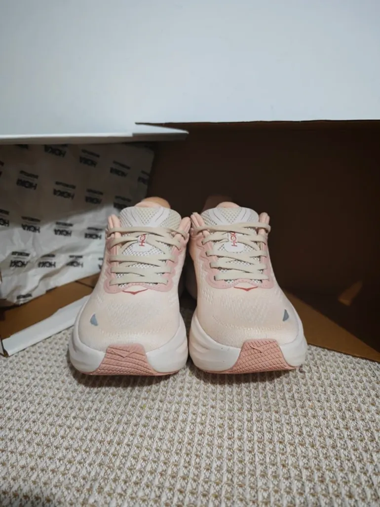 Hoka Baskets bike d'occasion — image 2 sur 6