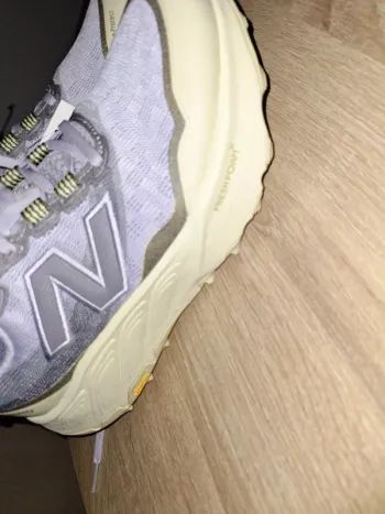 Used New Balance Hierro bike — image 2 of 10