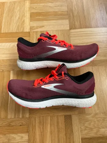 Używany Brooks Glycerin 18 Running Shoes