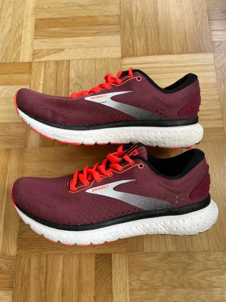 Used Brooks Glycerin 18 bike — image 4 of 11