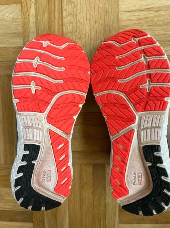 Used Brooks Glycerin 18 bike — image 11 of 11