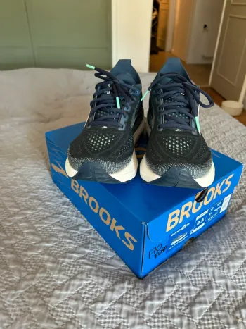Used Brooks Glycerin GTS 23 bike — image 6 of 13