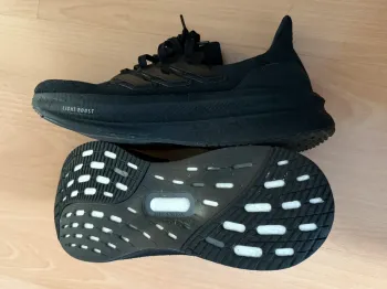 Adidas Ultraboost 5 bike d'occasion — image 4 sur 4
