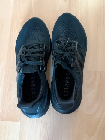 Adidas Ultraboost 5 bike d'occasion — image 2 sur 4