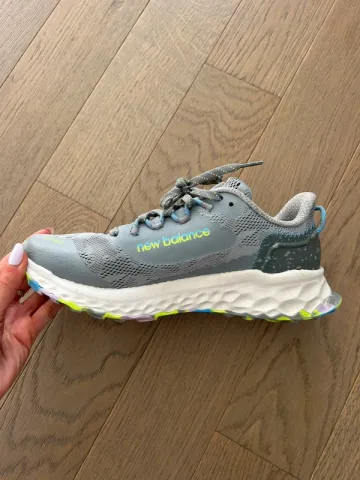 Brugt New Balance Fresh Foam Running Shoes