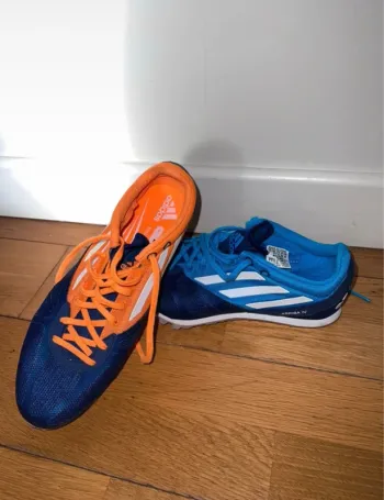 Used Adidas Pointes d’athlétisme Running Shoes