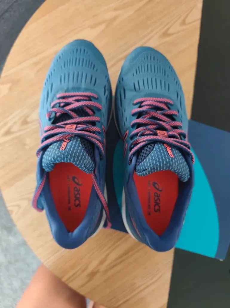 Used Asics Gel-Cumulus 20 bike — image 7 of 10