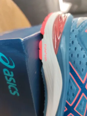 Used Asics Gel-Cumulus 20 bike — image 4 of 10