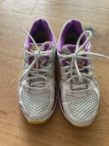 Brugt Asics Laufschuhe bike — billede 2 af 5