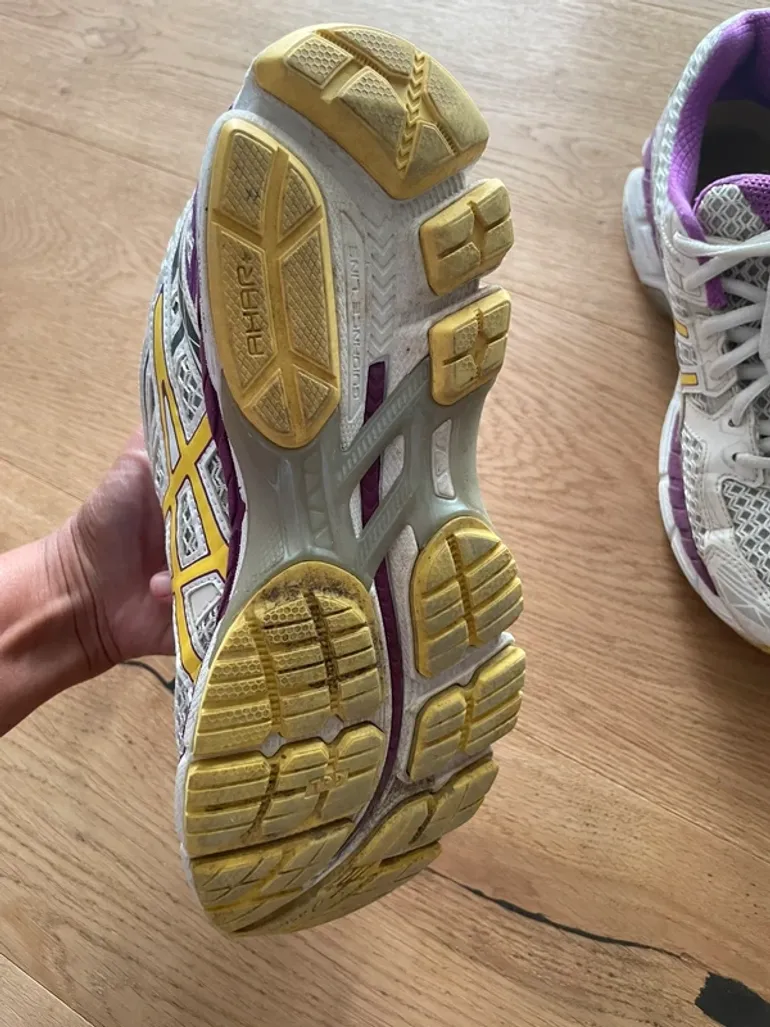 Brugt Asics Laufschuhe bike — billede 5 af 5