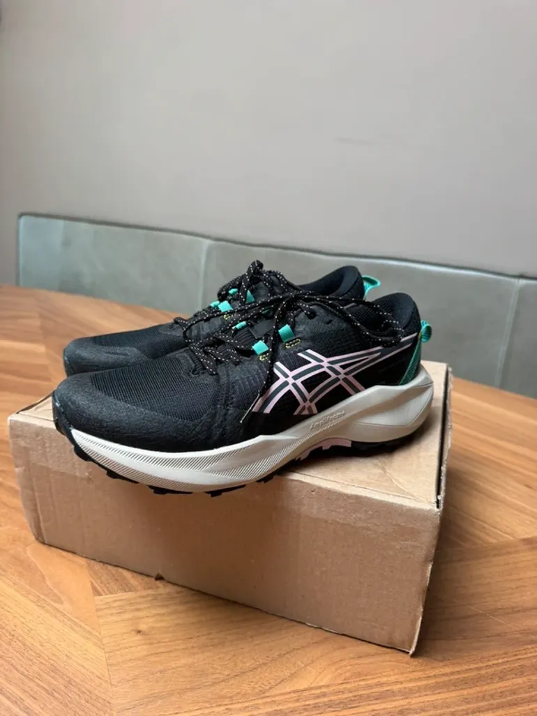 Tweedehands Asics sportschoenen bike — afbeelding 7 van 7