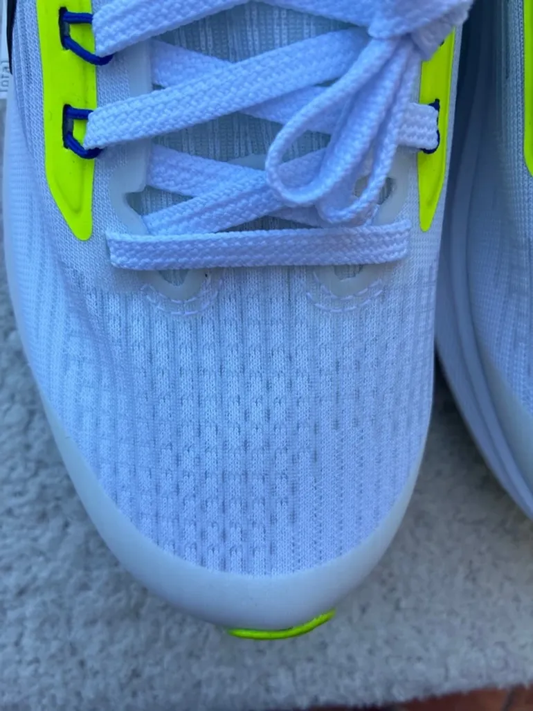 Used Pegasus Nike Air Zoom 39 NN GS bike — image 11 of 15
