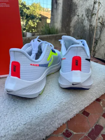 Used Pegasus Nike Air Zoom 39 NN GS bike — image 3 of 15