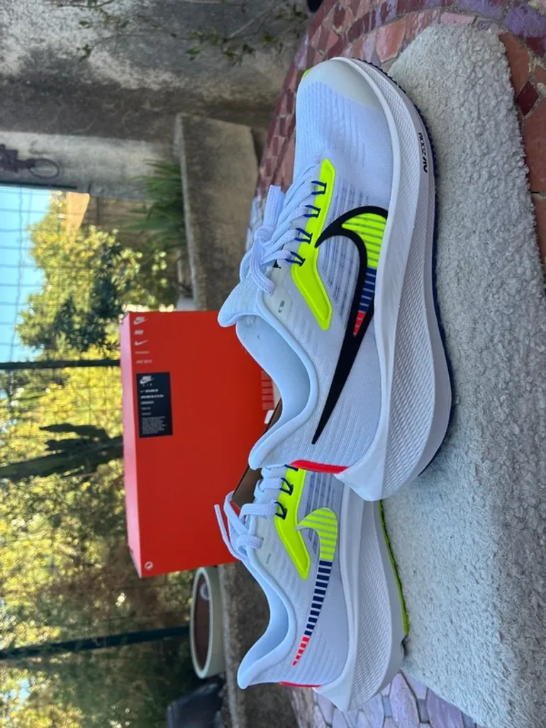 Used Pegasus Nike Air Zoom 39 NN GS bike — image 5 of 15