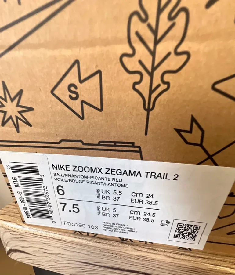 Used 100% Nike Zoomx Zegama Trail 2 bike — image 8 of 9